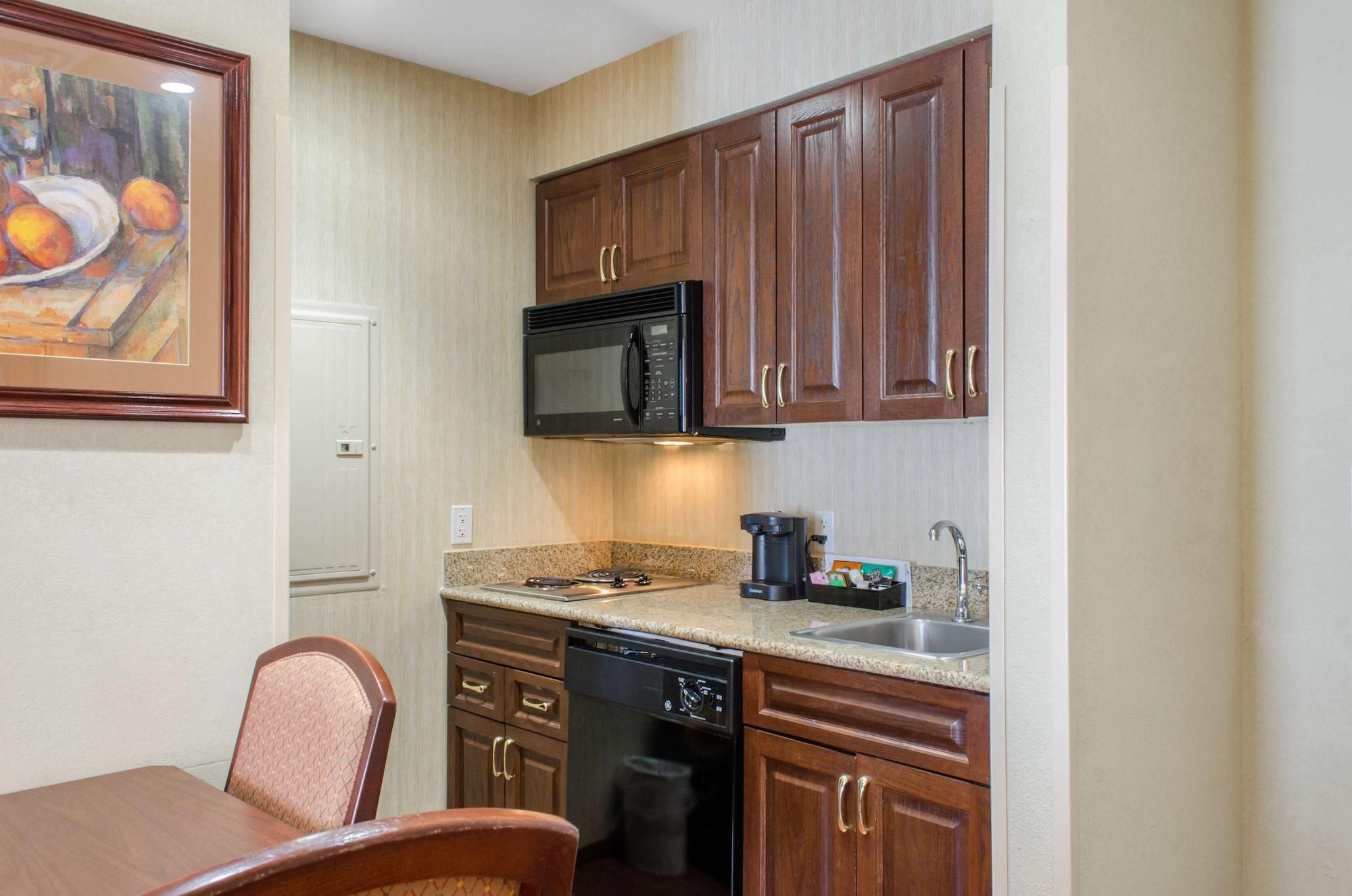 Homewood Suites By Hilton Ковингтън Екстериор снимка