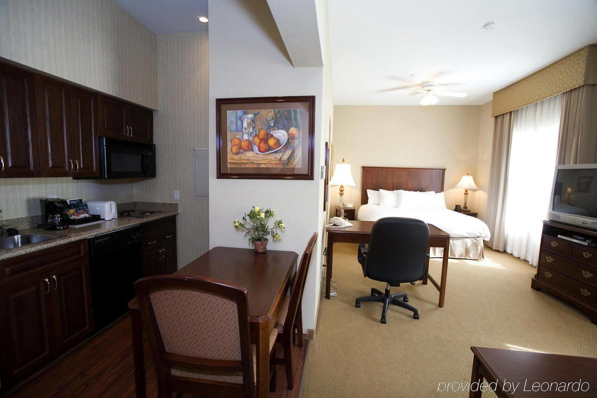 Homewood Suites By Hilton Ковингтън Стая снимка